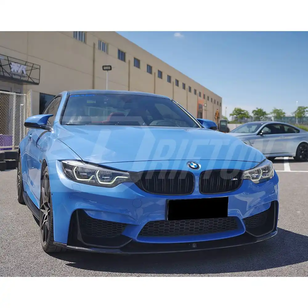 BMW M4 con labio instalado