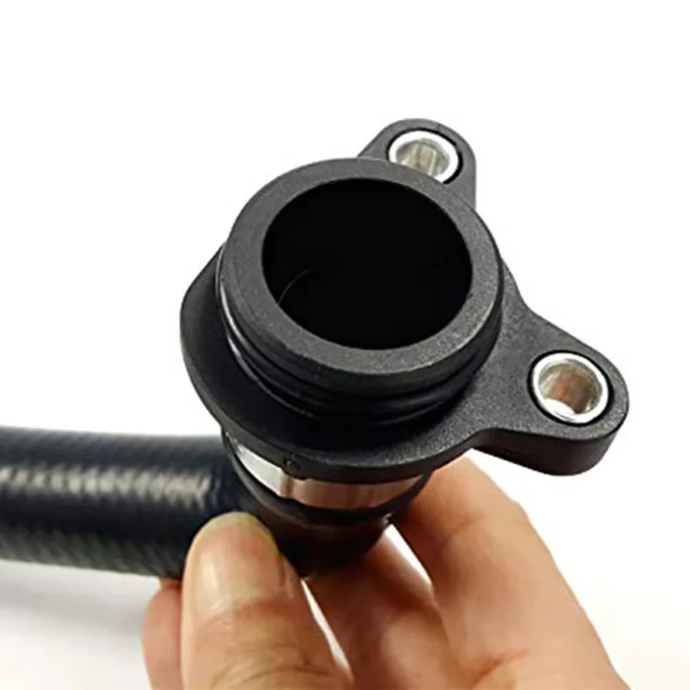 11537541992 Conector manguera agua aluminio BMW N53 335i 335xi 330i - imagen 4