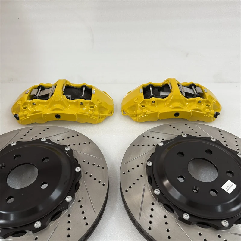 Kit de frenos BMW con pinzas de 6 pistones para M3 y M4 - imagen 2