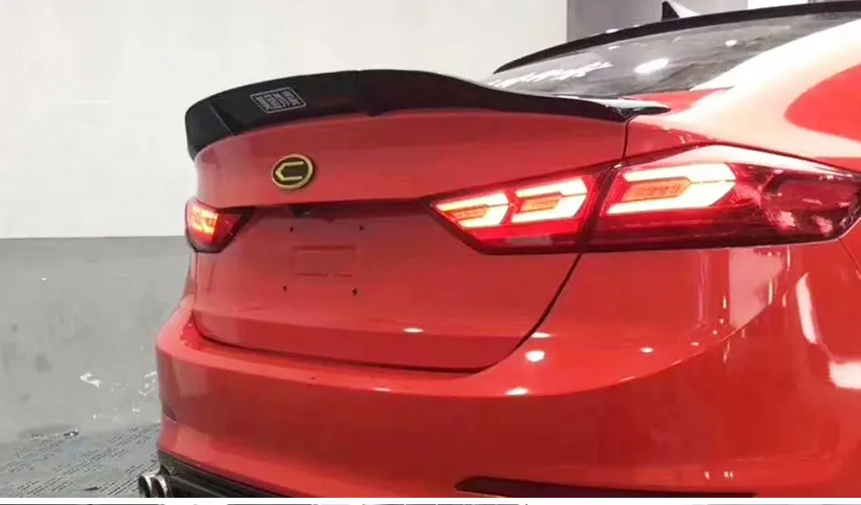 Alerón trasero Hyundai Elantra 2017-2019 FRP estilo R