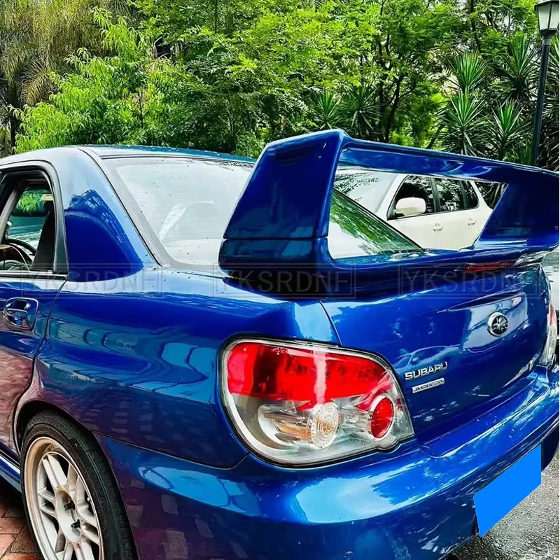 Alerón trasero fibra de vidrio negro brillo Subaru Impreza WRX STI - imagen 2