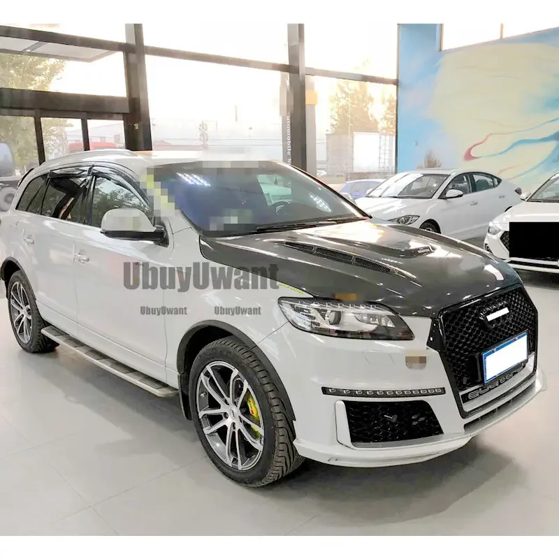 Guardabarros laterales vistos desde diferentes ángulos en Audi Q7