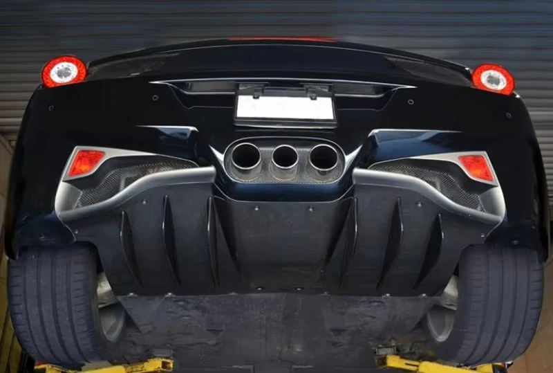 Labio y difusor del parachoques trasero estilo OEM Ferrari 458 Italia - imagen 5