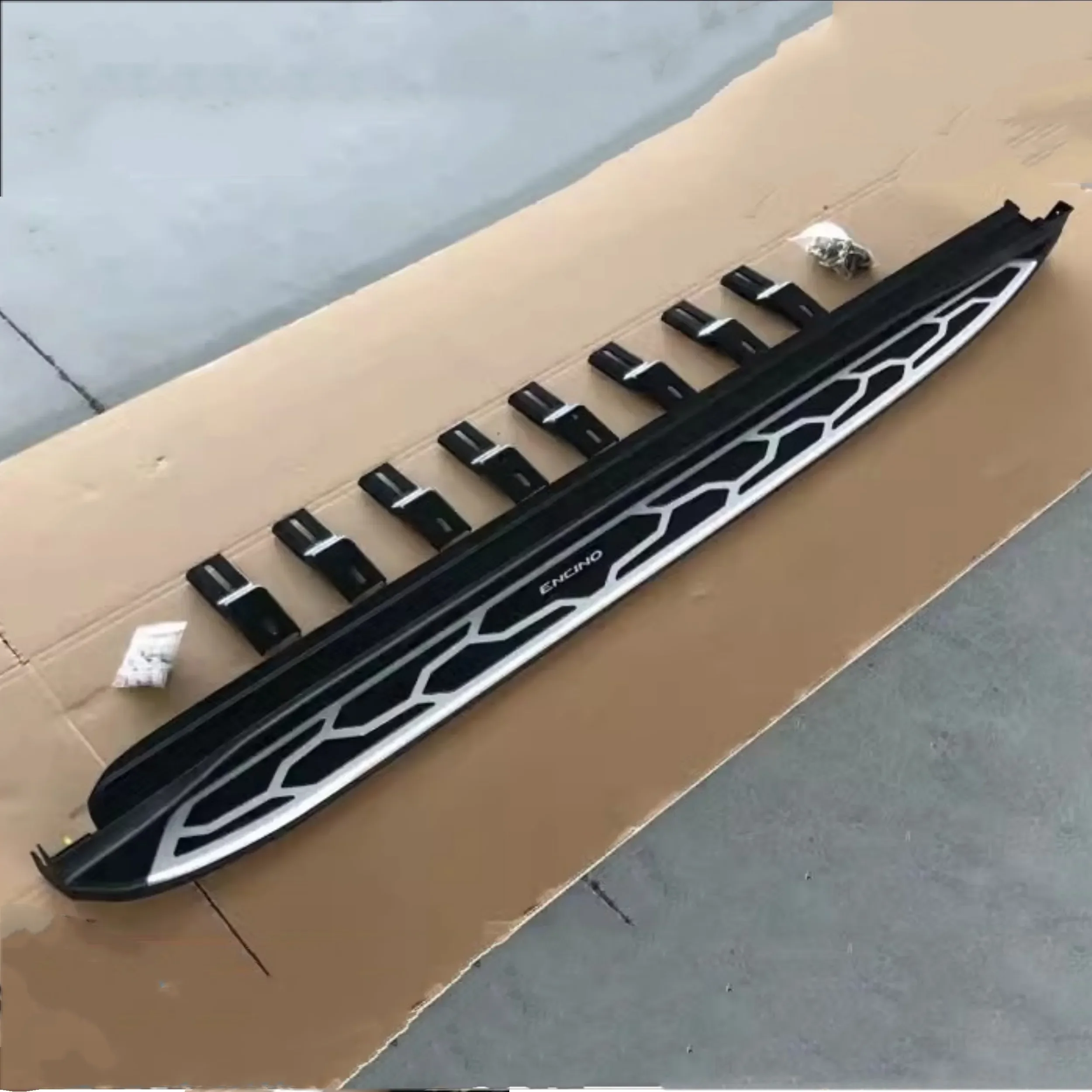 Kit pedales laterales aluminio estribos Hyundai Kona Encino