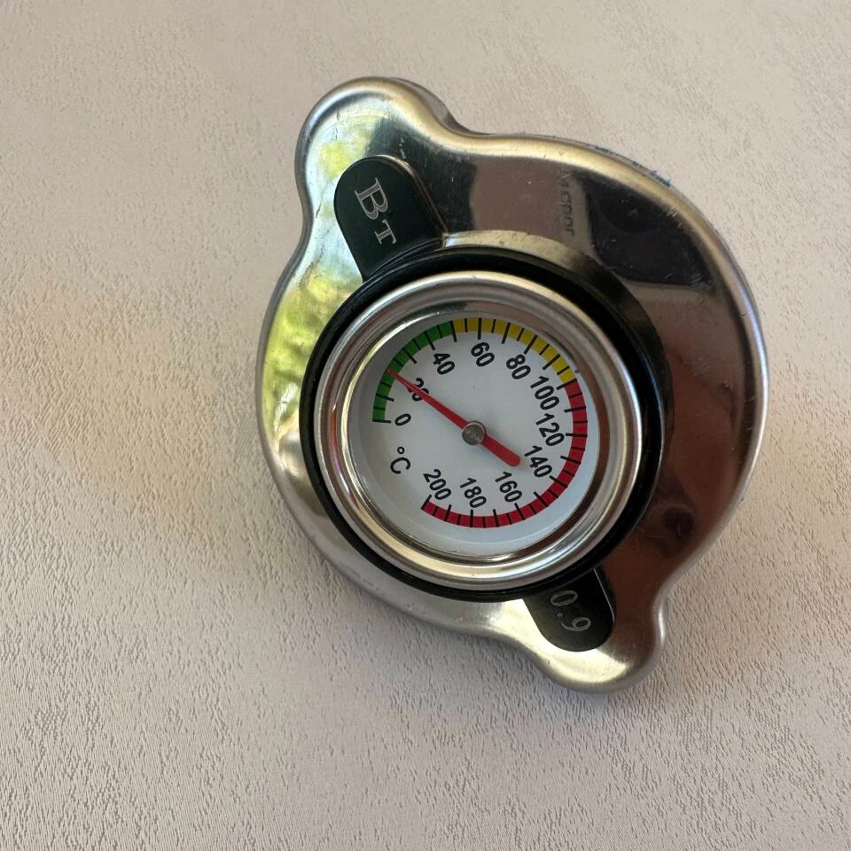 Tapa radiador y tanque agua para excavadora SUMITOMO CAT HITACHI ZX