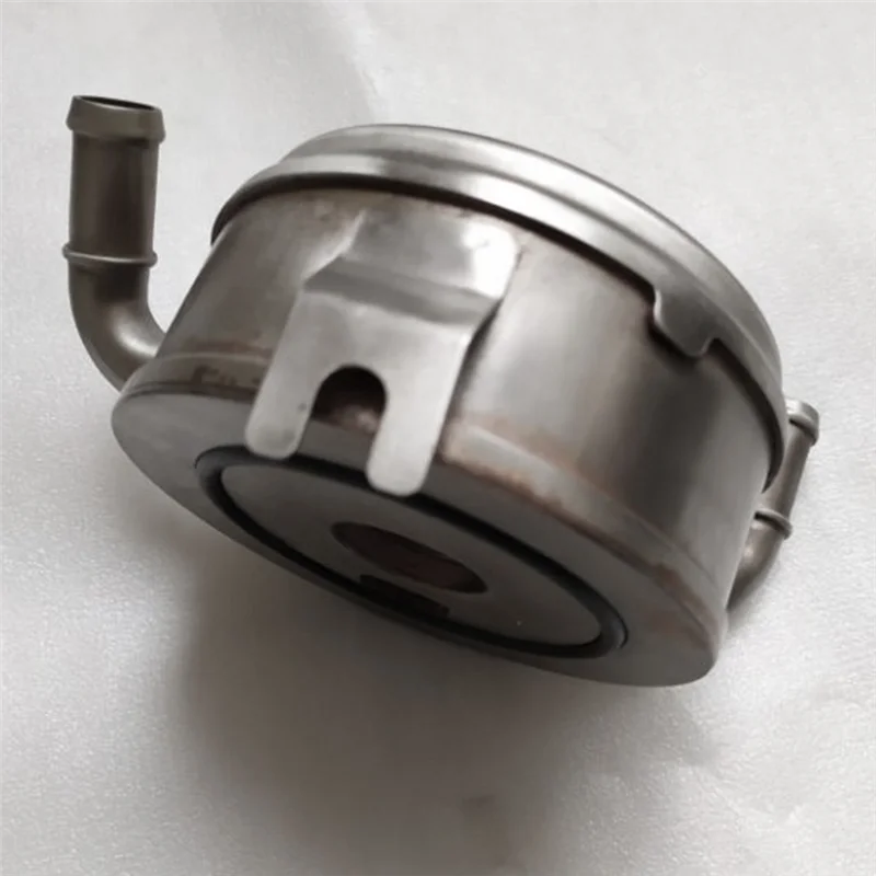 Núcleo enfriador de aceite YANMAR 4TNV98T – OEM 129908-33010 - imagen 5