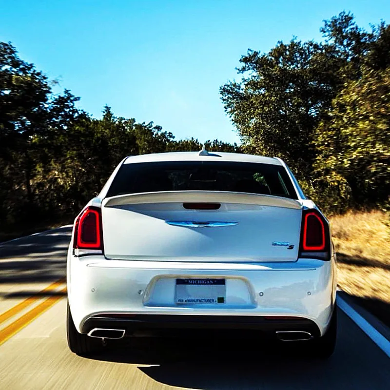 Alerón cola de pato carbono blanco y negro – Chrysler 300 300C 300S - imagen 3