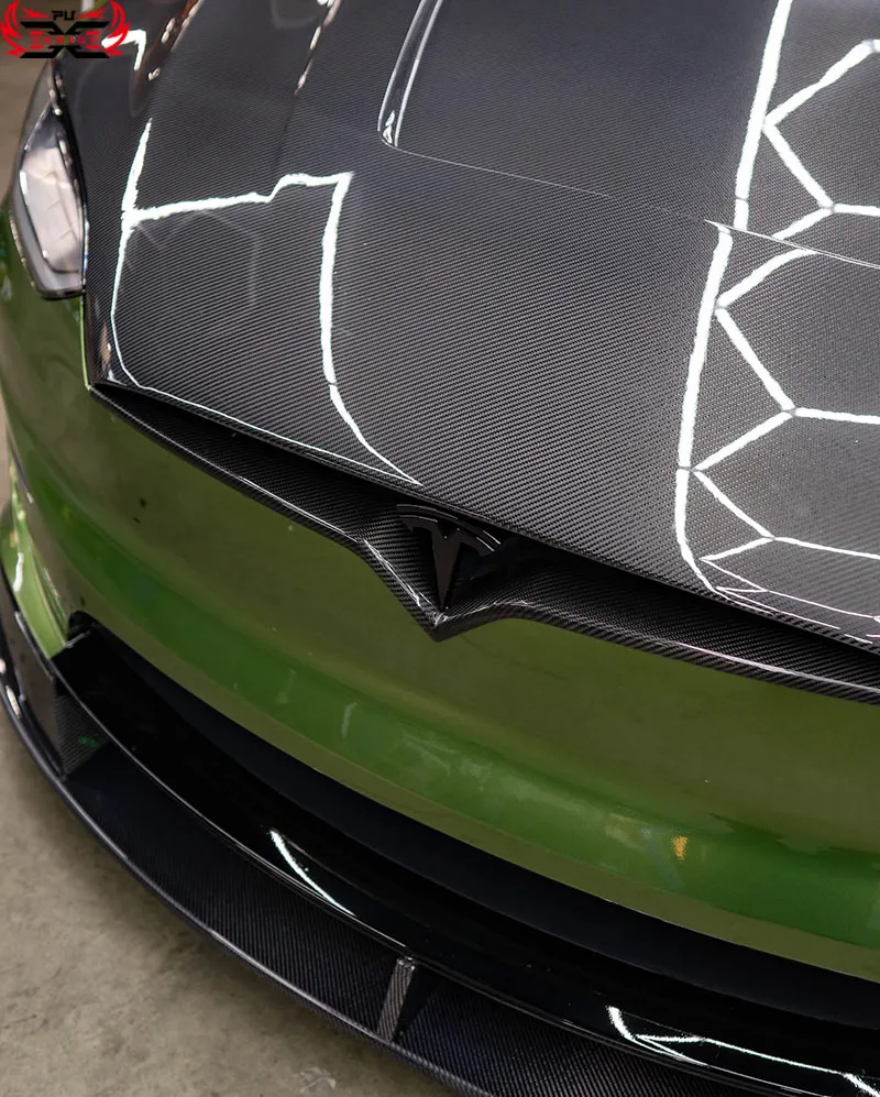 Detalle del acabado en carbono