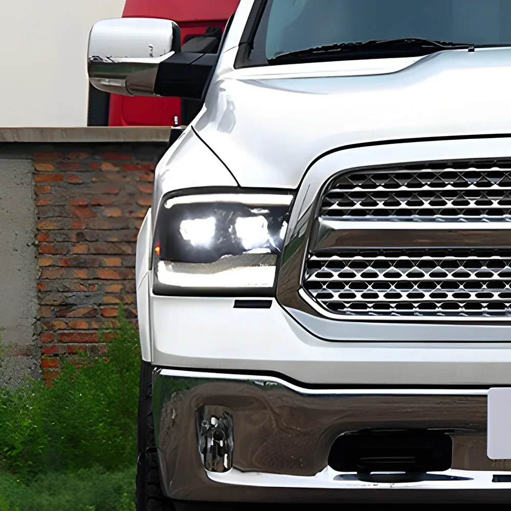 Lámparas LED delanteras Dodge RAM 1500 2009-2018 con DRL