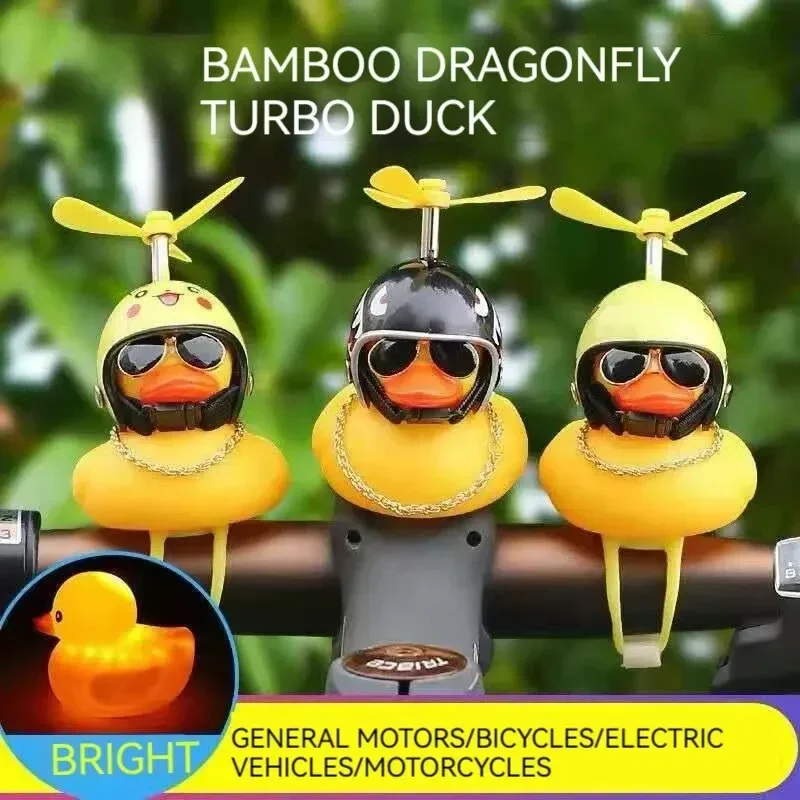 Adorno de manillar para moto: pato de goma con casco y luces