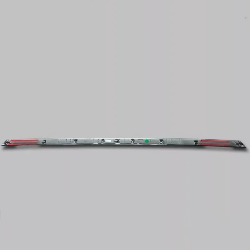 Moldura negra para tapa del maletero Geely Binray 2018-2021 - imagen 5