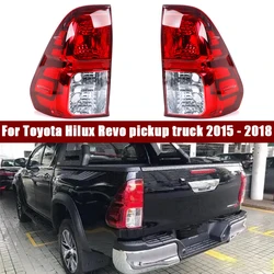 Piloto trasero izquierdo o derecho Toyota Hilux Revo 2015-2018