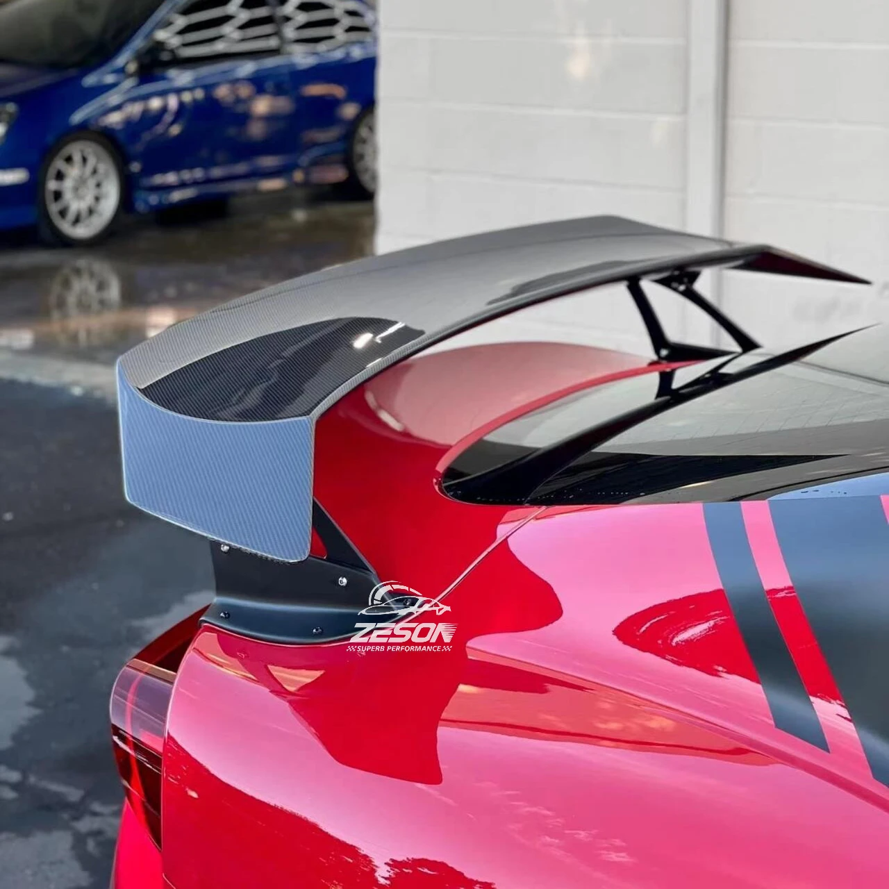 Ala trasera en fibra de carbono Volte para Supra A90 2019+ con divisor - imagen 4