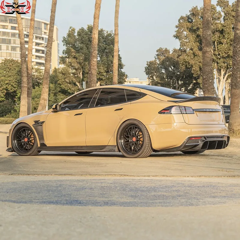 Guardabarros fibra carbono Tesla Model S 2022-2024 - imagen 4