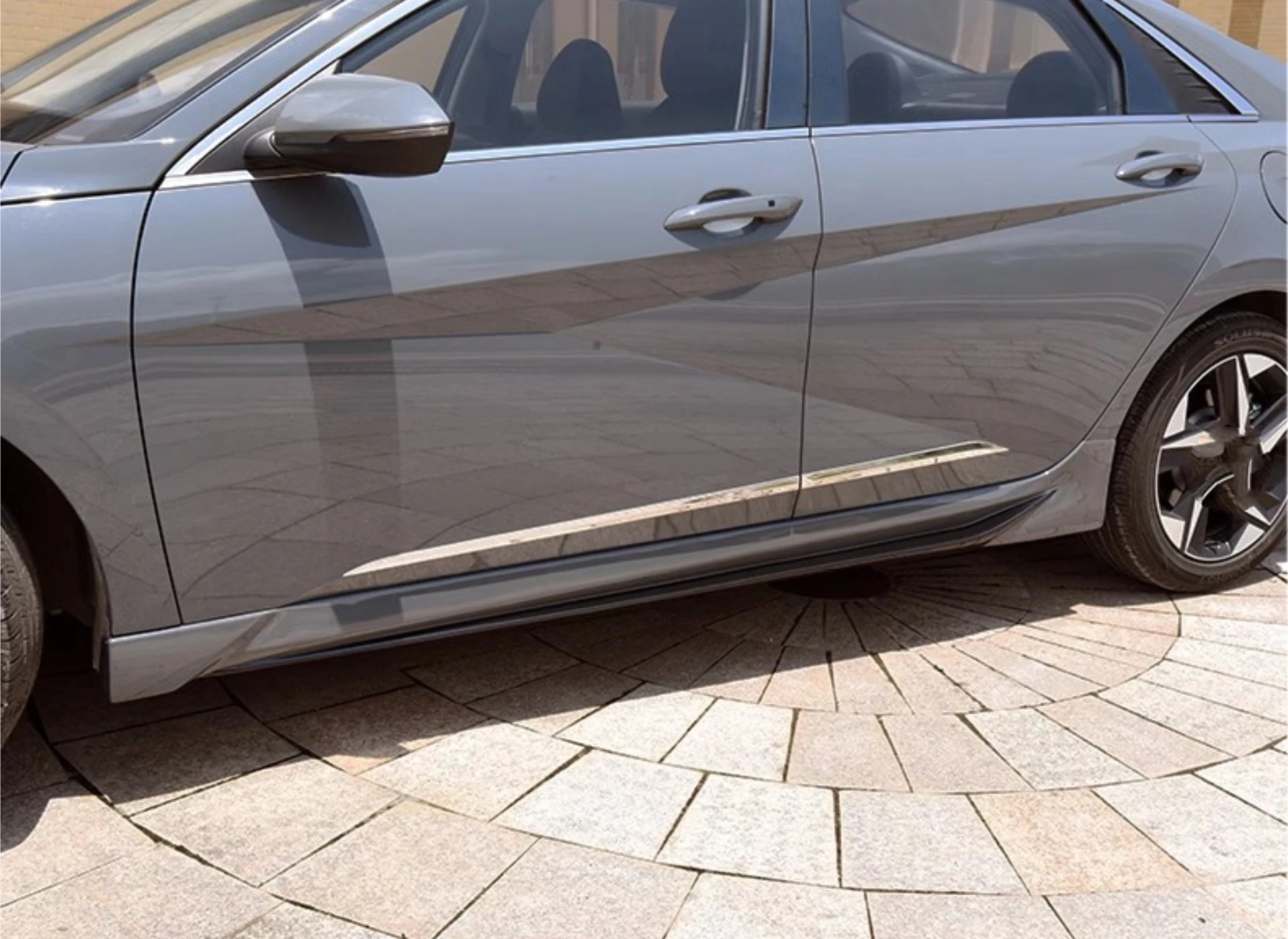 Kit faldones laterales Hyundai Elantra 2021-2022 traseros conversión - imagen 3