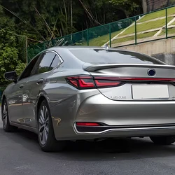Pilotos traseros LED efecto de arranque Lexus ES 2018-2024 estilo 2025