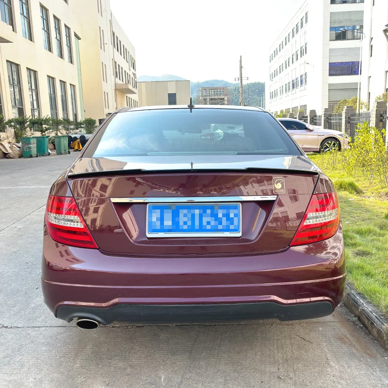 Alerón trasero estilo M4 para Mercedes Clase C W204 2007-2014 - imagen 2