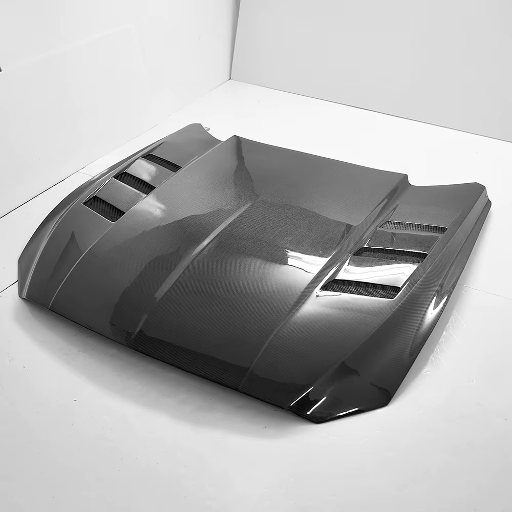 Capó ventilado en fibra de carbono para Ford Mustang 2015-2017