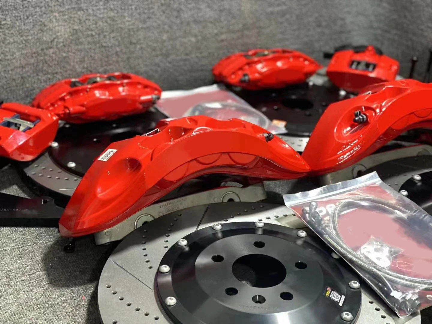 Pinzas delanteras 9n modificadas para carreras de fábrica, Kit de freno grande, pinzas traseras F40 de 6 ollas, freno grande de 4 ollas para la serie A6 Q8 - imagen 5