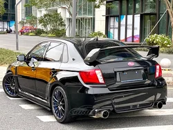 Alerón trasero de ABS negro brillante Subaru Impreza WRX STI