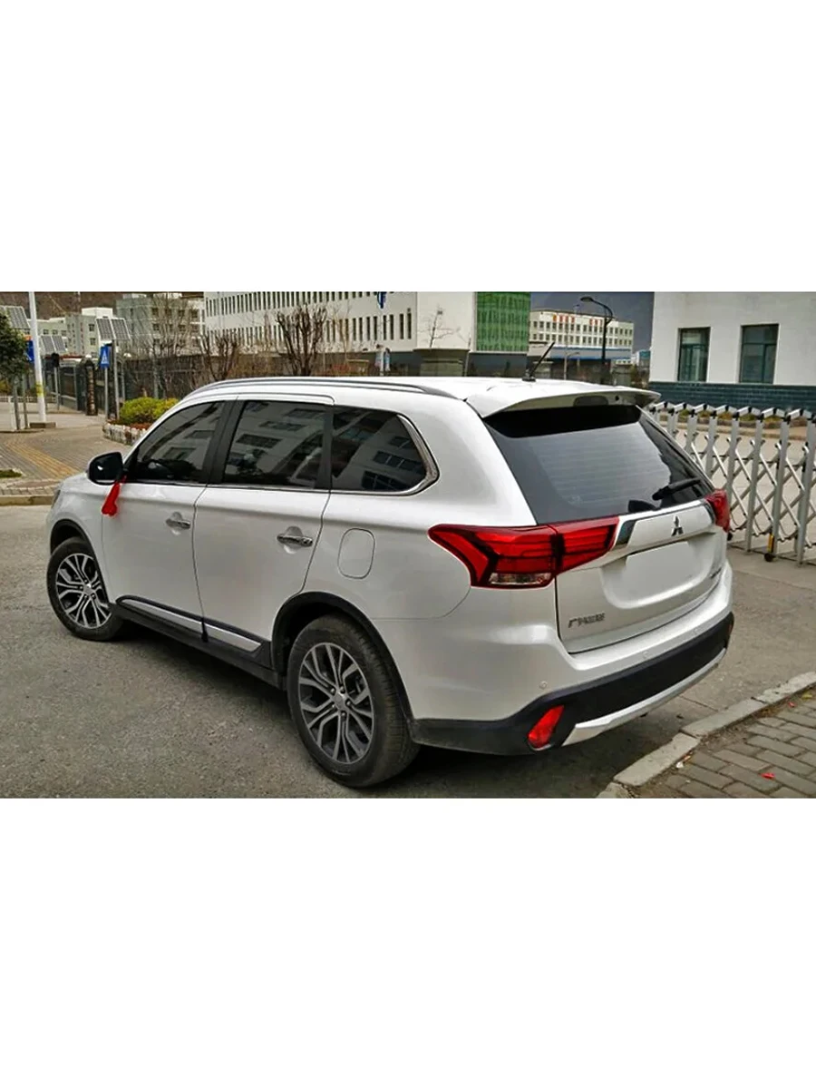 Mitsubishi Outlander Alerón de techo ABS negro brillante (2013-2019) - imagen 3
