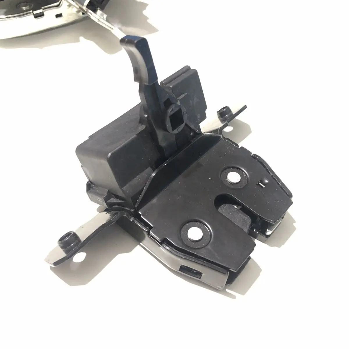 DFSK SOKON Glory560 580 SERES3 cuerpo de cerradura de puerta trasera