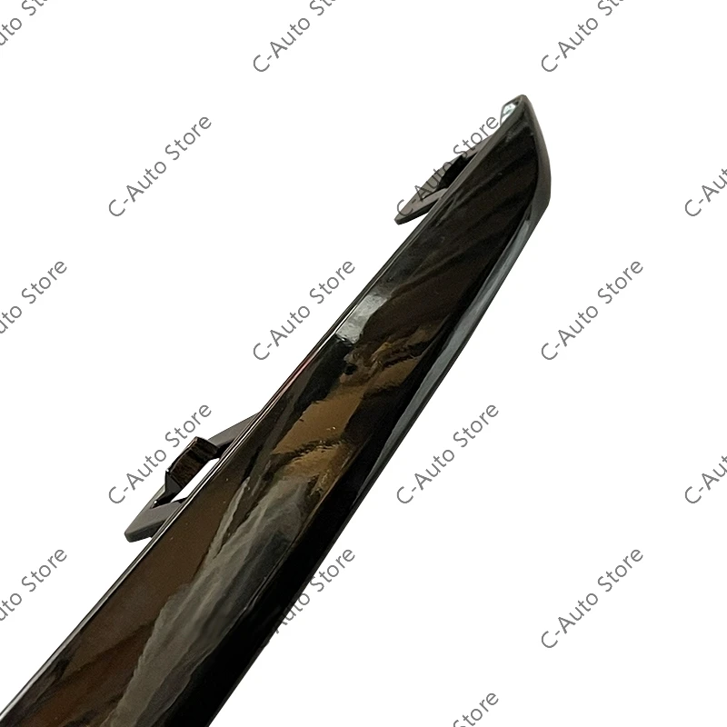 Deflector de aire alerón inferior Volkswagen Golf 7.5 R-Line - imagen 4