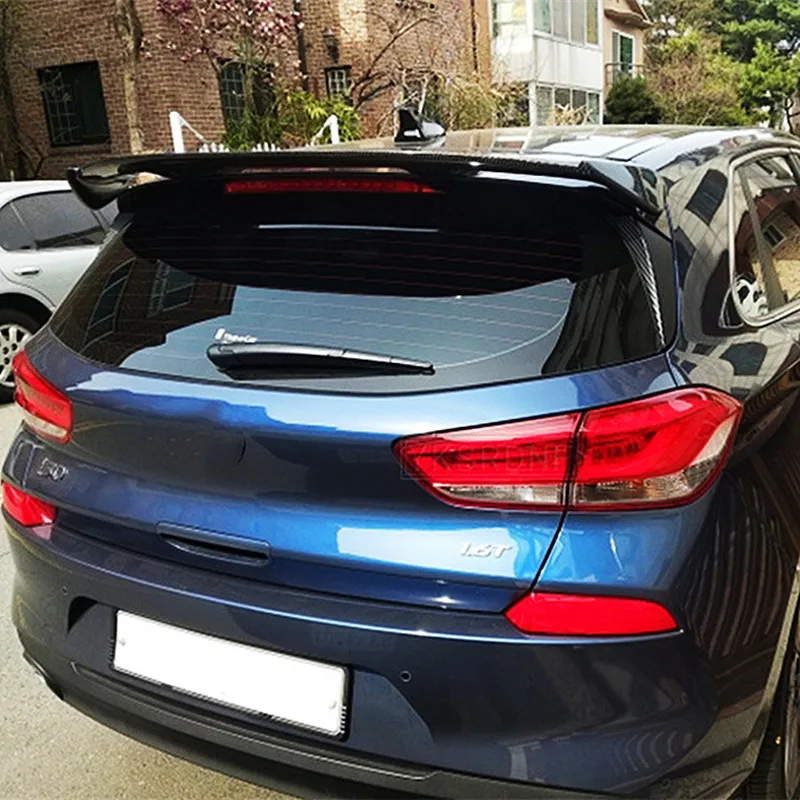 Tapa maletero Hyundai i30 FD con alerón carbono 2013-2016 - imagen 3