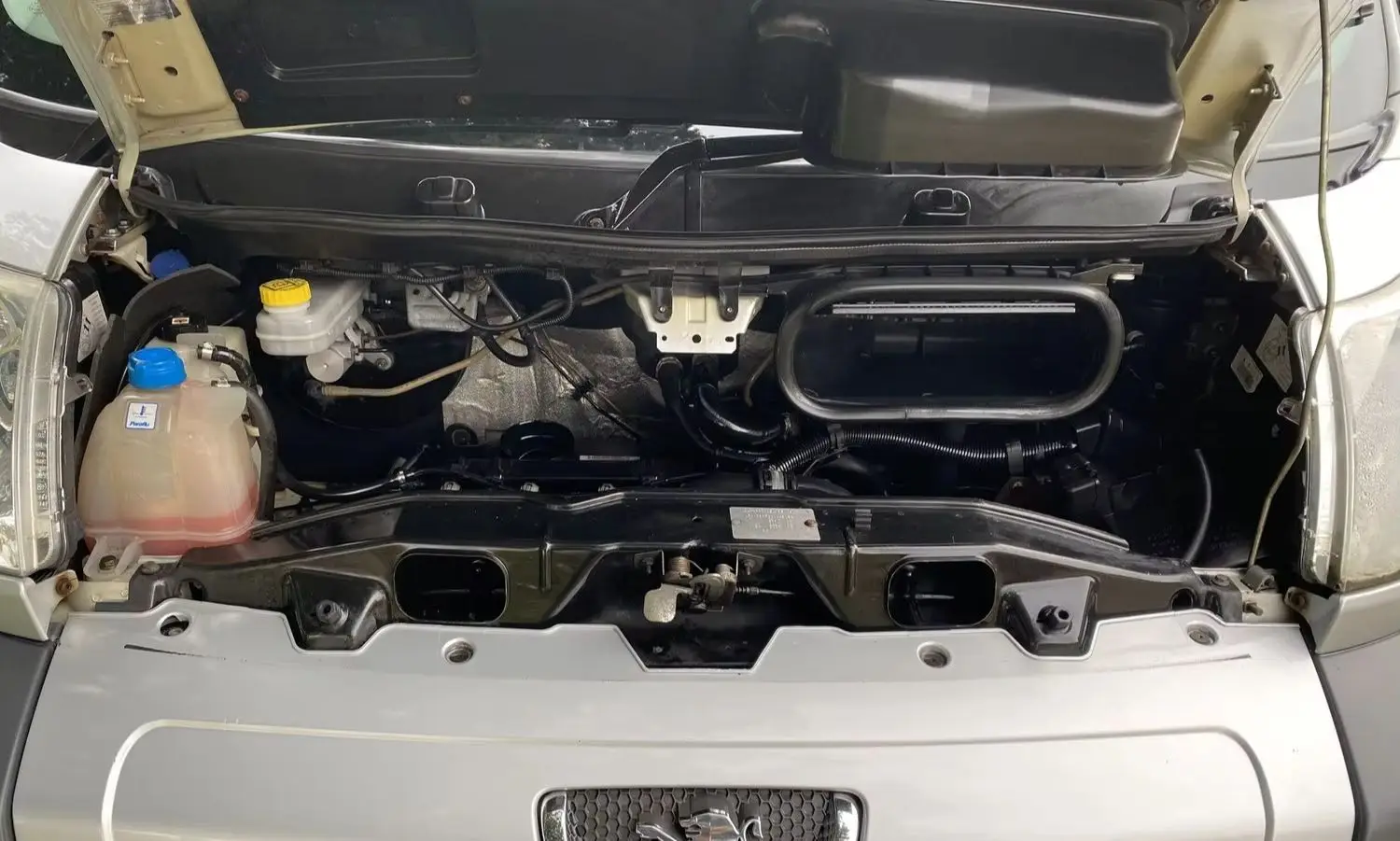 Soporte capó gas amortiguador – Fiat Ducato III 2006-2013, Peugeot Boxer