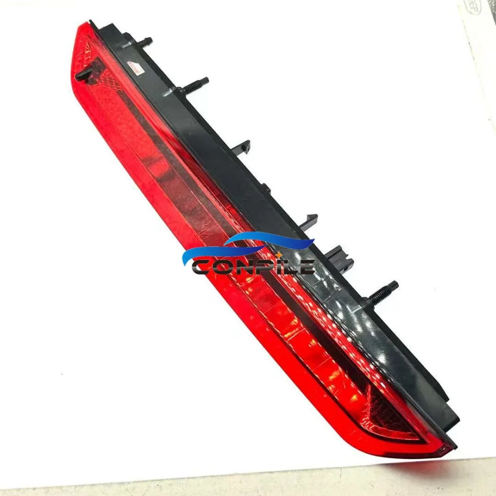 Tercer stop LED de montaje alto para Peugeot 2008 y Citroën C4 Picasso - imagen 2