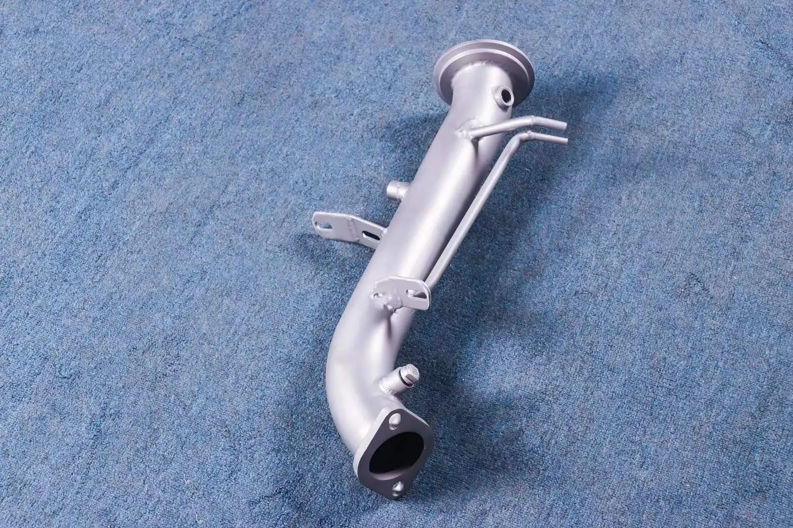 Downpipe turbo acero inoxidable Cadillac CT4/CT5/XT4/XT5 2.0T (2017-2023) - imagen 5
