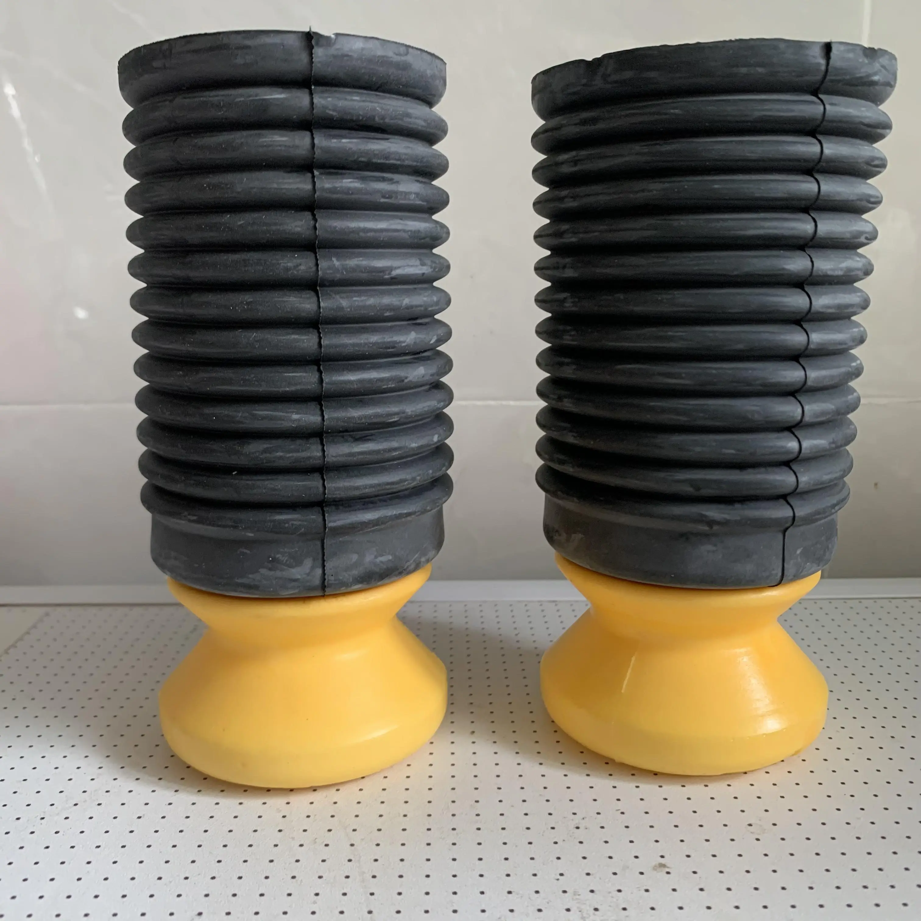 Kit de topes y cubiertas antipolvo para amortiguador BMW