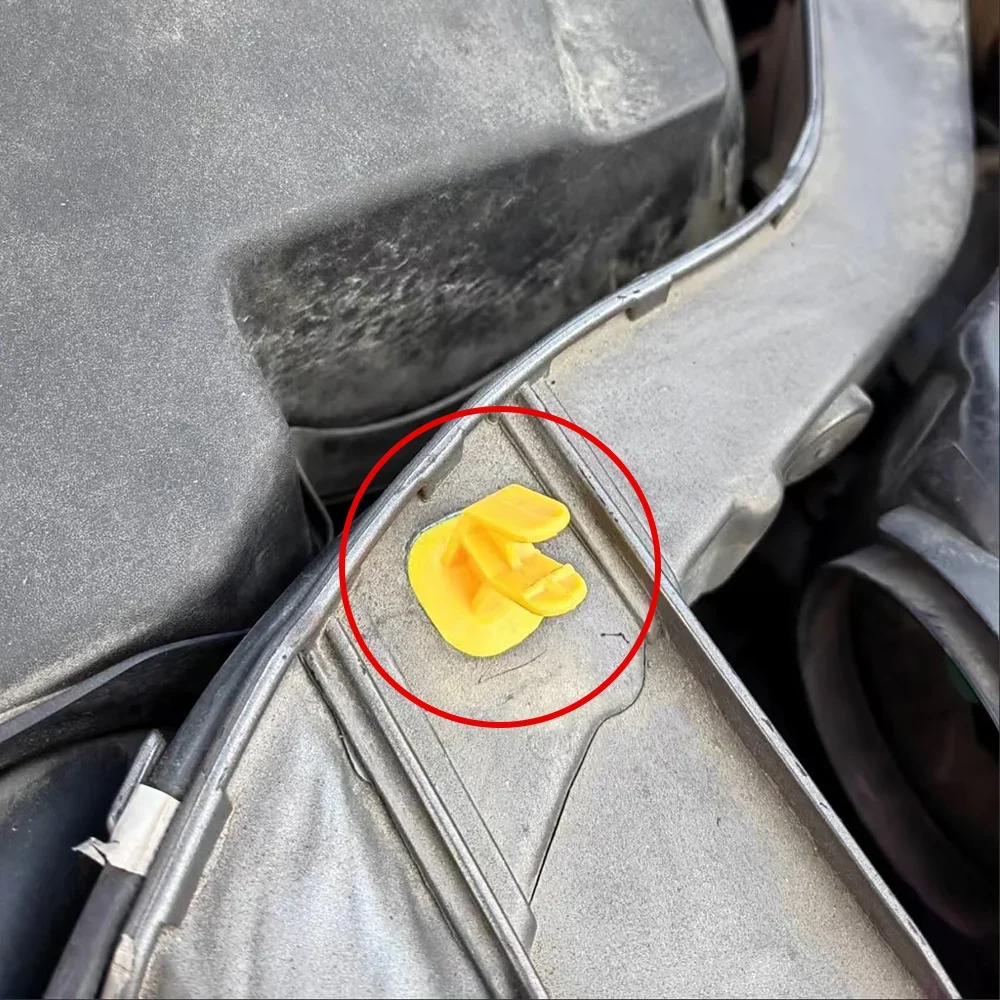 CV6Z-16828-A clips soporte varilla de capó para Ford Focus/Kuga - imagen 2