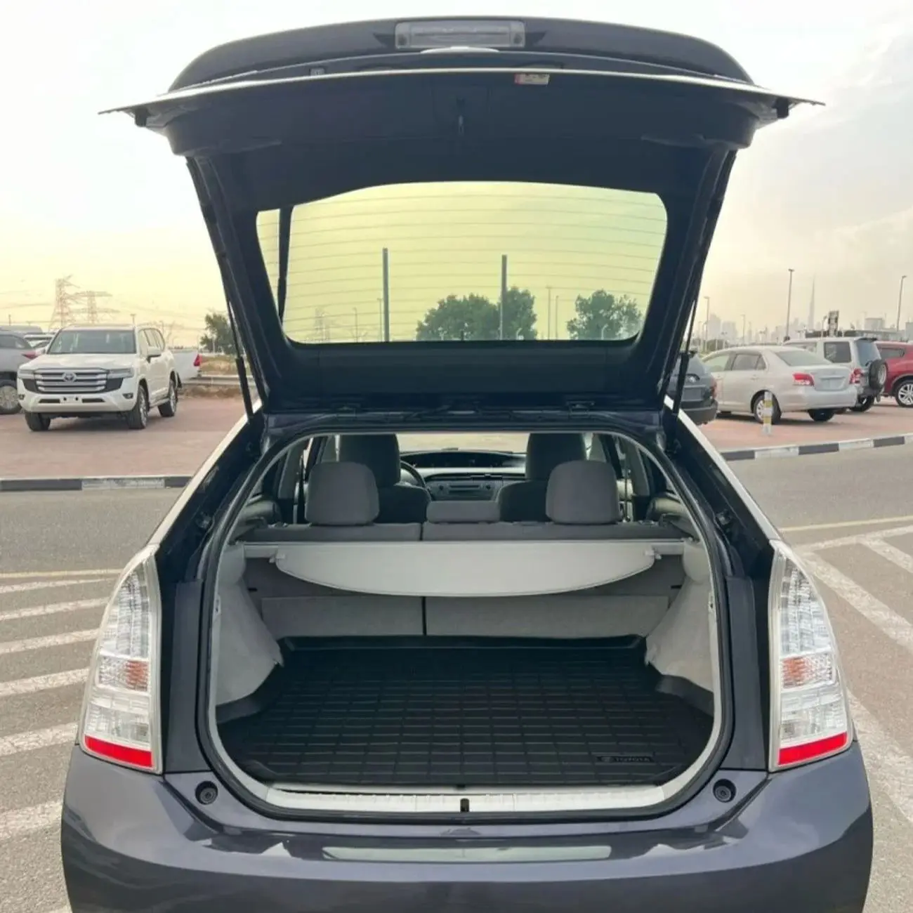 Puntales automáticos de portón Toyota Prius XW30 2009-2015