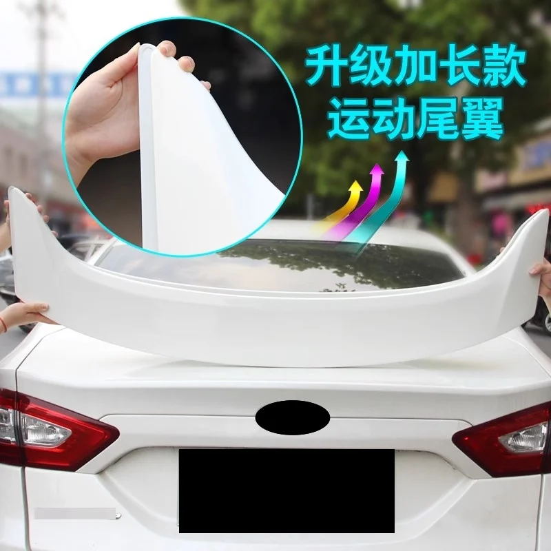 Alerón trasero ABS deportivo blanco/negro – Ford Mondeo 2013-2019 - imagen 3