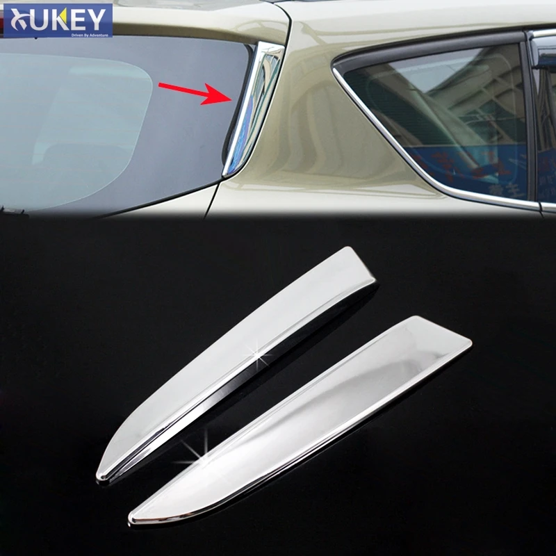 Moldura cromada lateral del portón trasero Ford Escape/Kuga 2013-2018