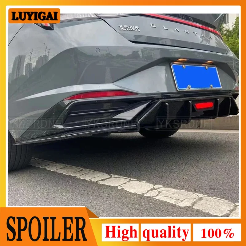 Alerón labio parachoques trasero con luz LED – Hyundai Elantra CN7