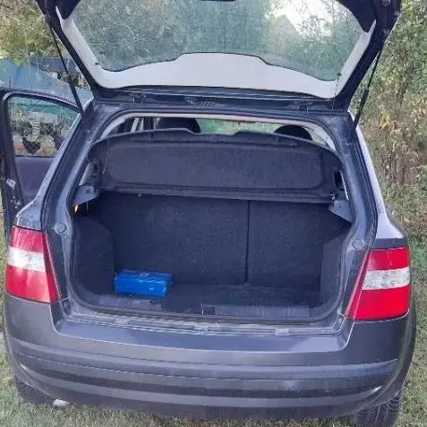 Amortiguador de gas portón trasero Fiat Stilo hatchback 2000-2007
