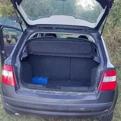 Amortiguador de gas portón trasero Fiat Stilo hatchback 2000-2007