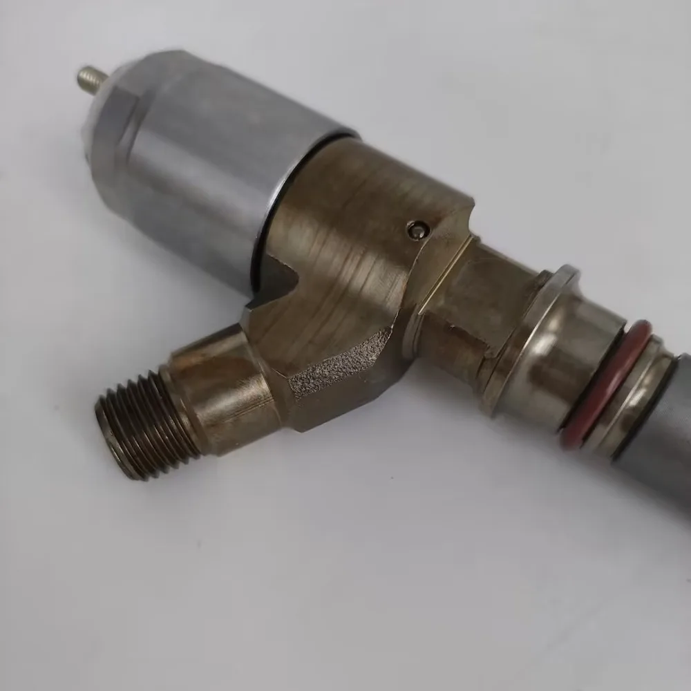Inyector combustible diésel 3264700 Caterpillar C6.4 – Excavadora CAT 320D - imagen 5