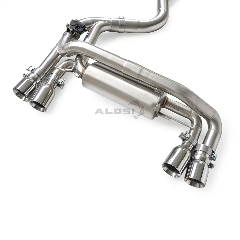 Salidas traseras del BMW 1M E82