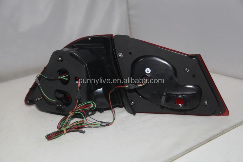 Lámparas traseras LED Honda Civic rojo humo vistas desde detrás
