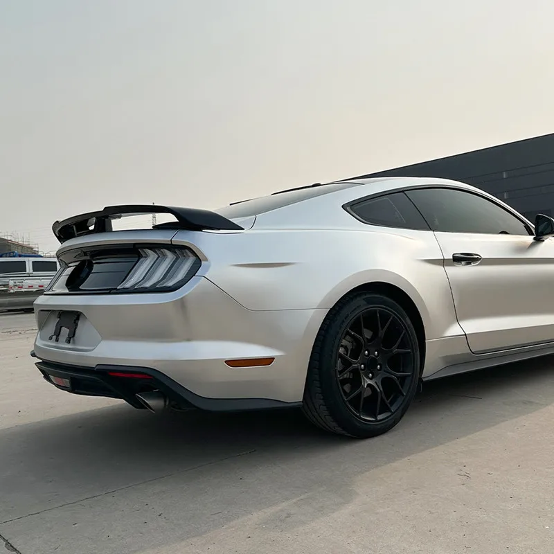 Alerón trasero carbono negro brillante para Ford Mustang MK6 2015-2023 - imagen 5