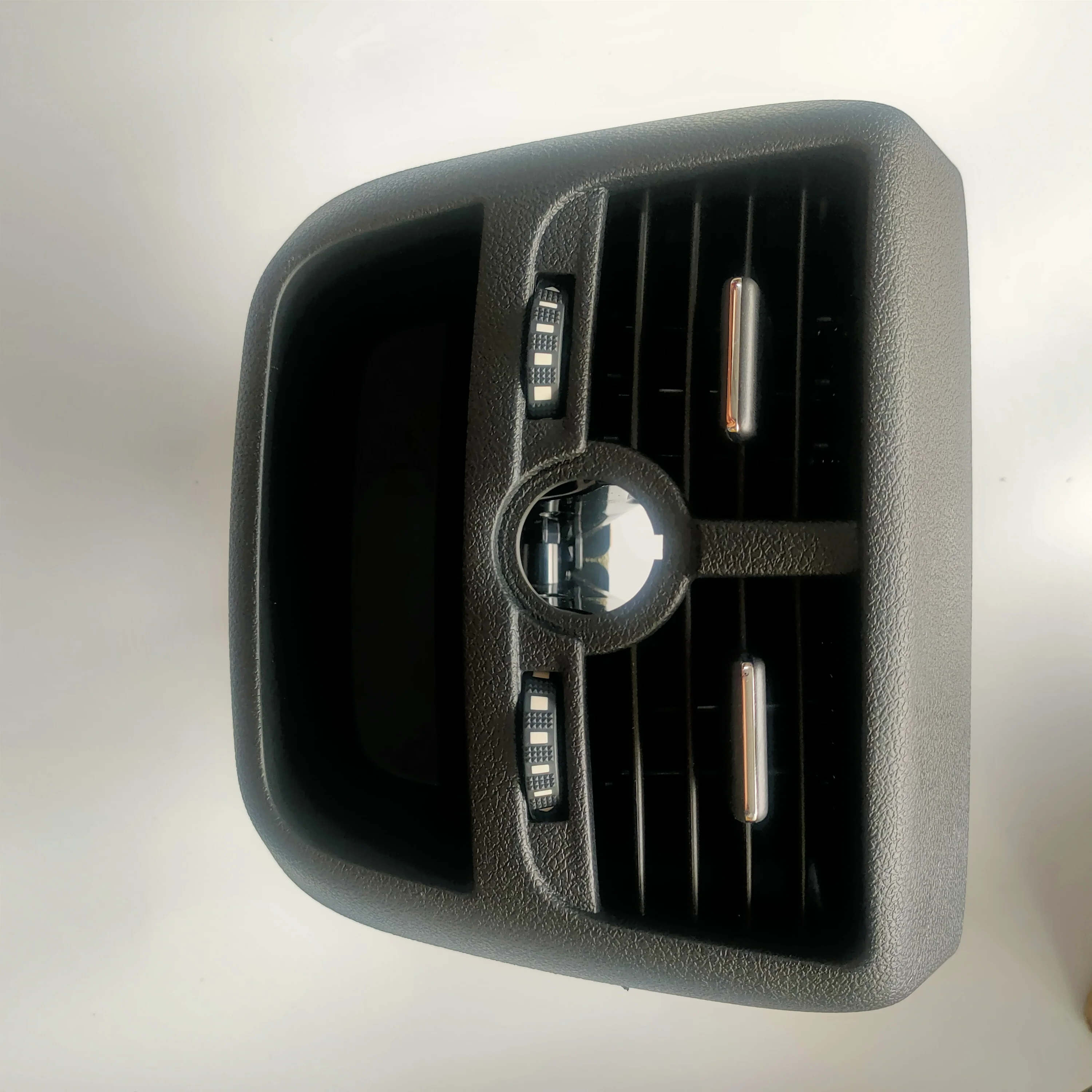 Panel aire acondicionado trasero Peugeot 508 con USB y almacenamiento - imagen 4