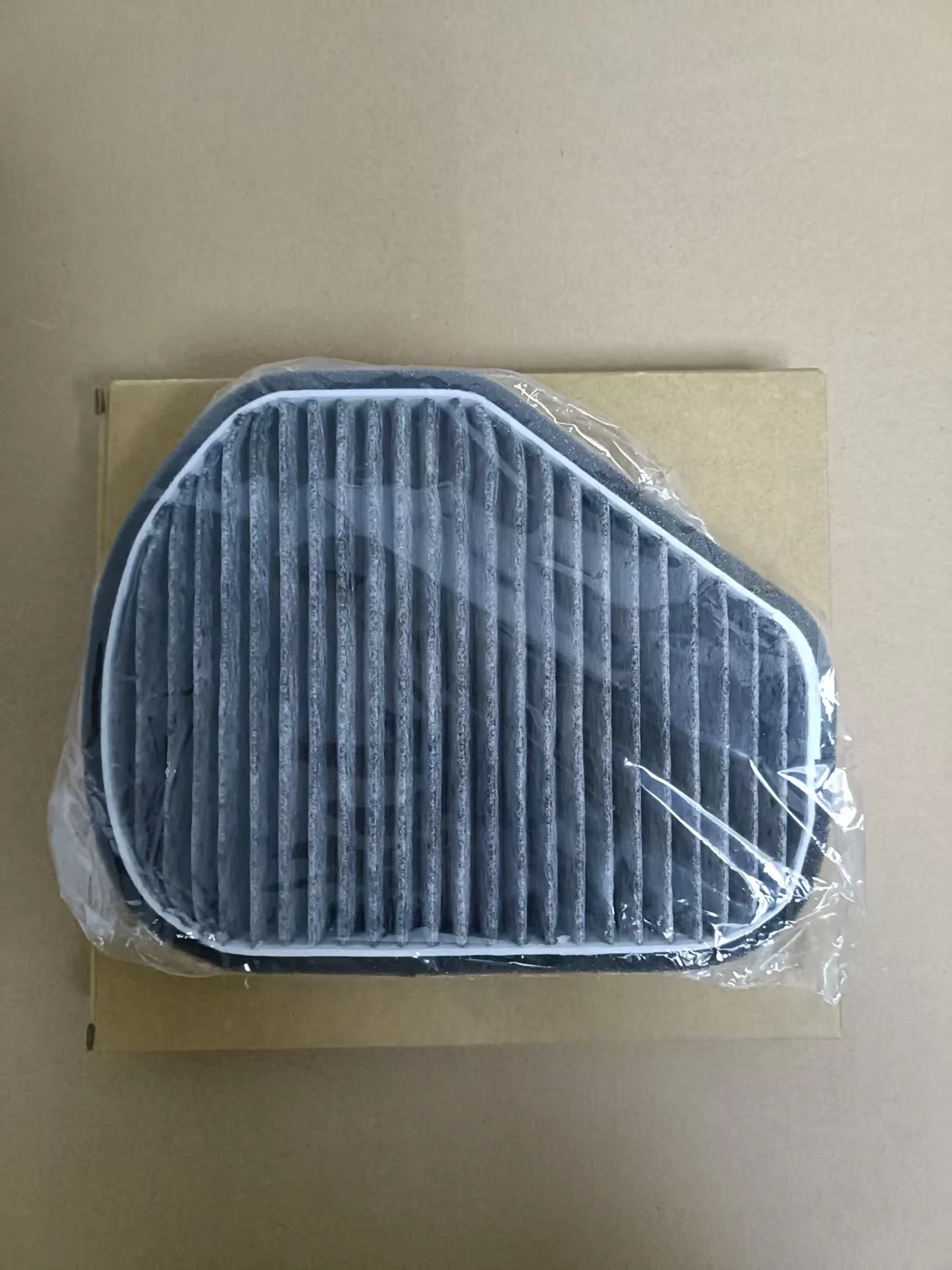 Filtro de cabina compatible con Nissan Paladin y Mitsubishi Delica - imagen 2