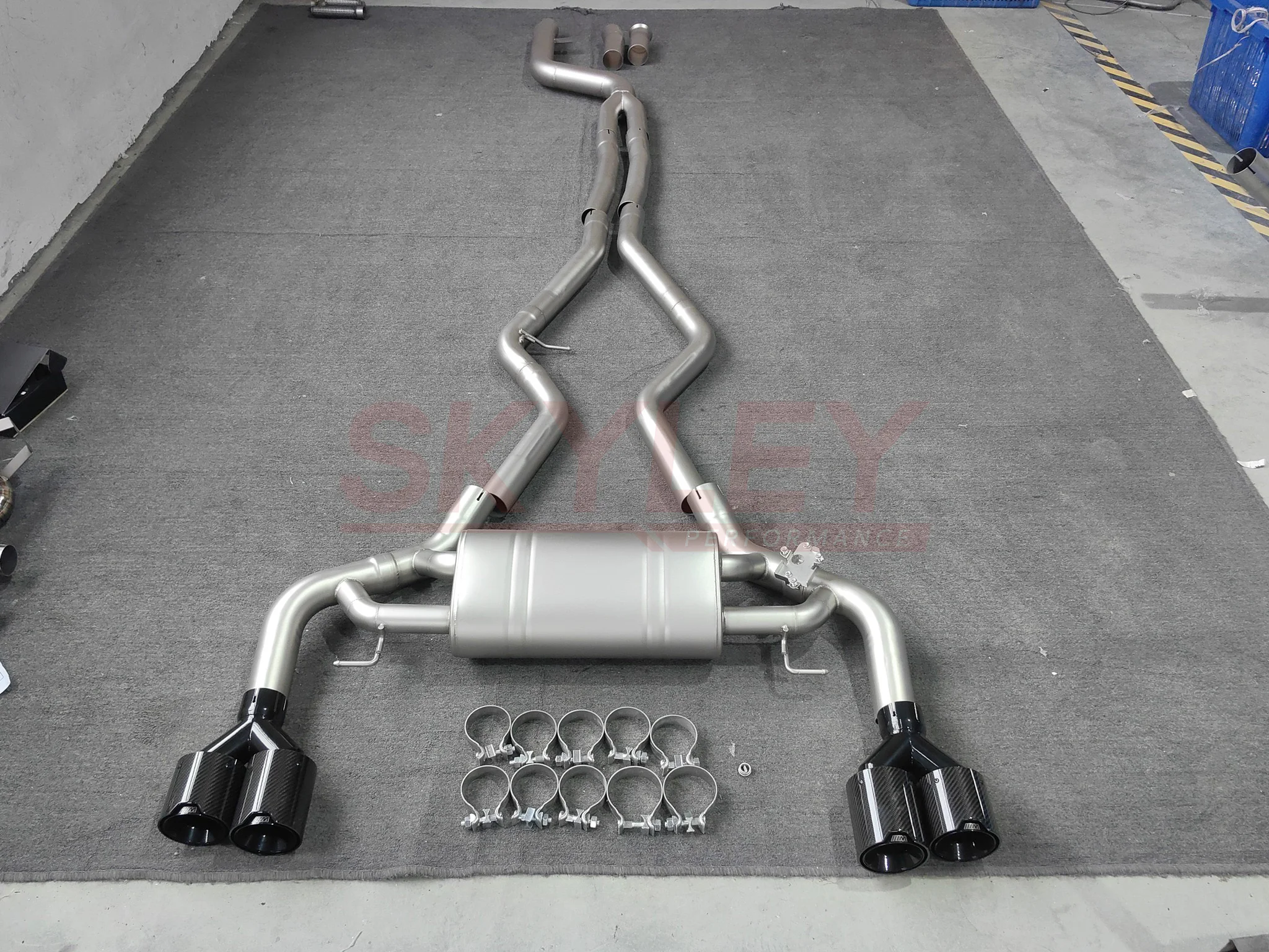 Tubo de escape de BMW M340i