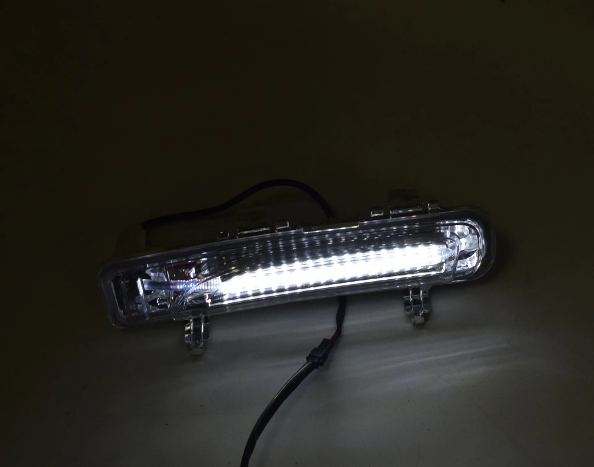 Detalle del conjunto DRL LED para Ford Edge