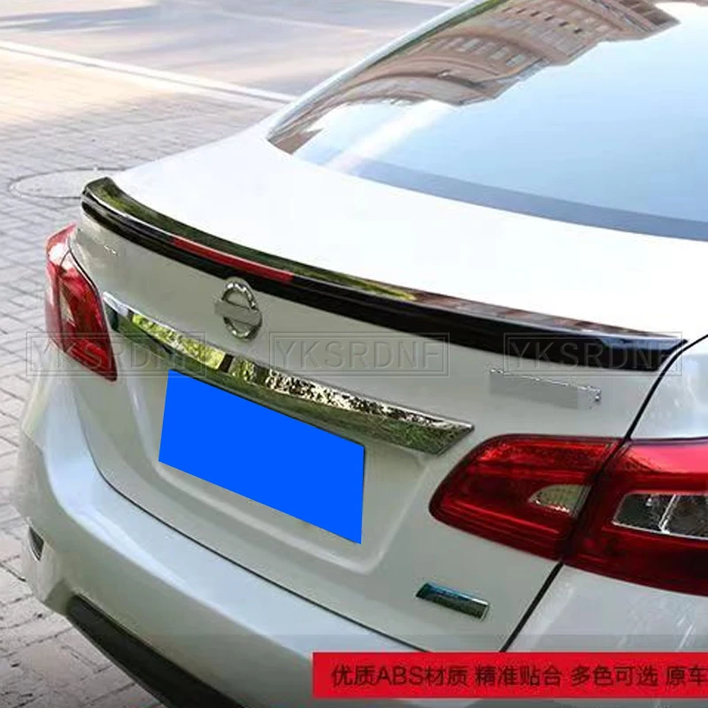Embellecedor ala trasera ABS Nissan Sentra