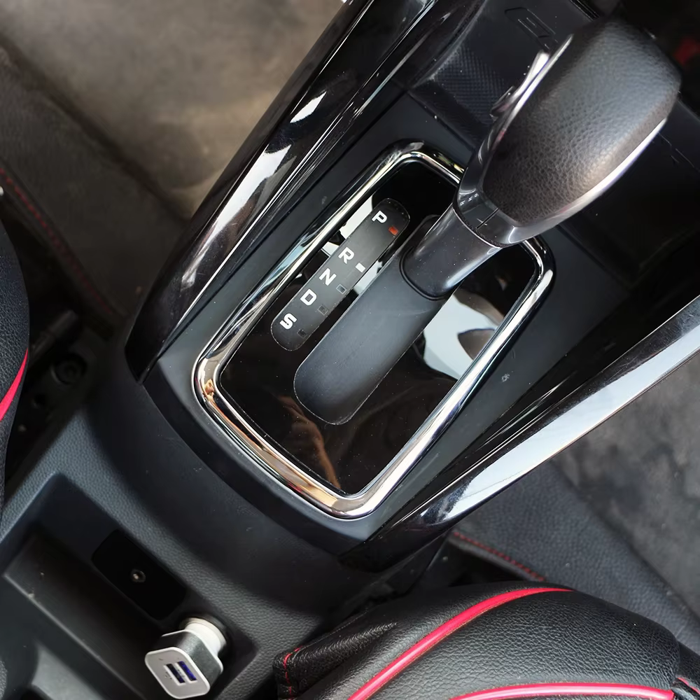 Embellecedor cromado consola y marco palanca cambios Ford EcoSport 2018-2021 - imagen 2
