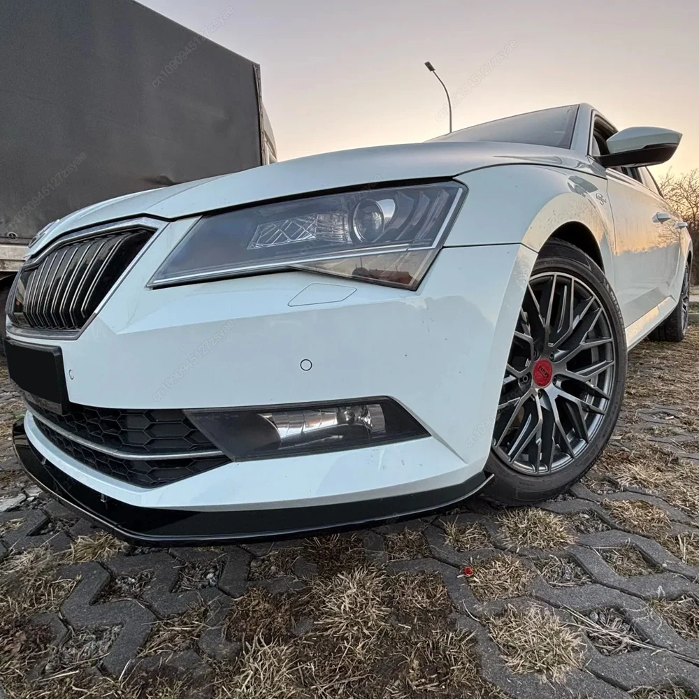 Difusor divisor para alerón de parachoques delantero Skoda Superb B8 - imagen 3